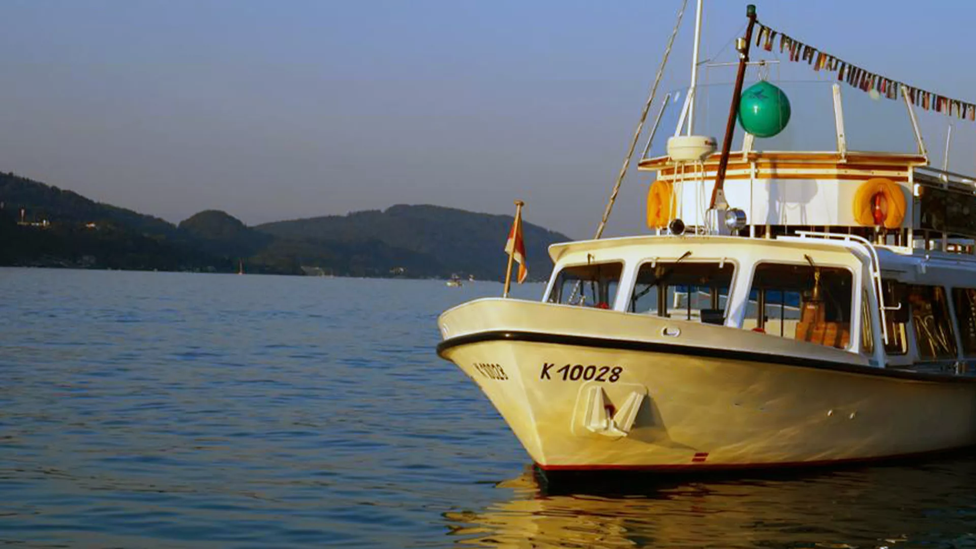 passagier-und-charterschiff-02